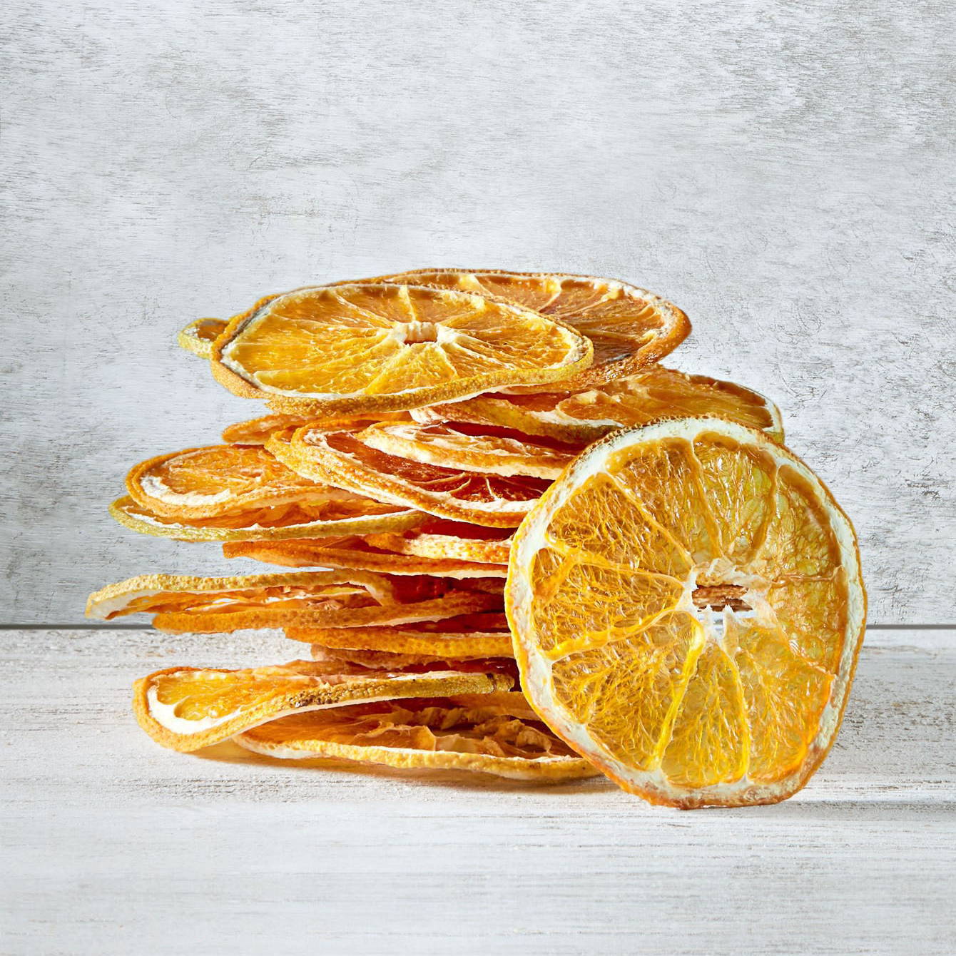 Dried Oranges Recipe (the Crisp Ones!) - The Delicious Life